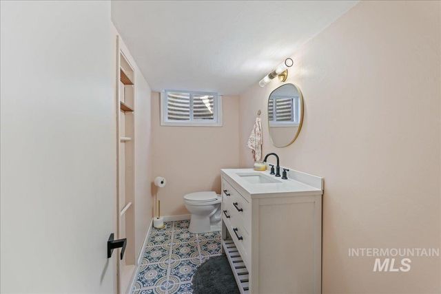 3629 E Clement Rd, Boise, ID 83704