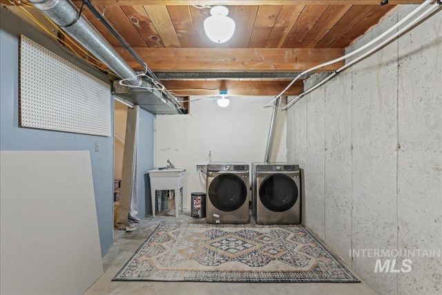 3629 E Clement Rd, Boise, ID 83704