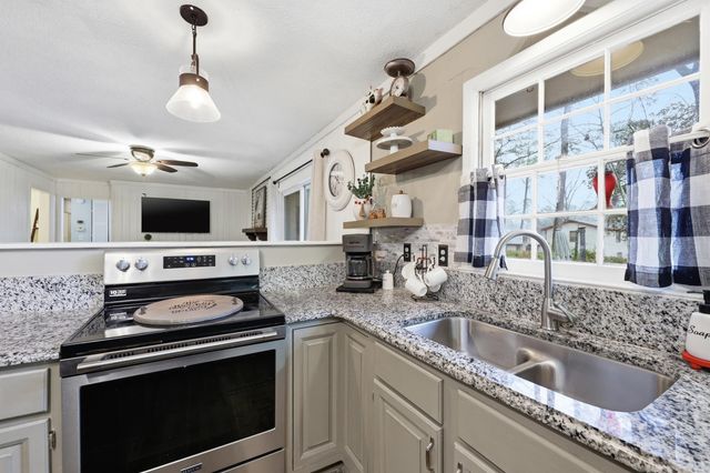 108 Quail Lane, Summerville, SC 29485