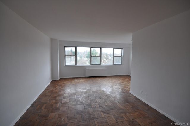 240 Garth Road 6B2, Scarsdale, NY 10583