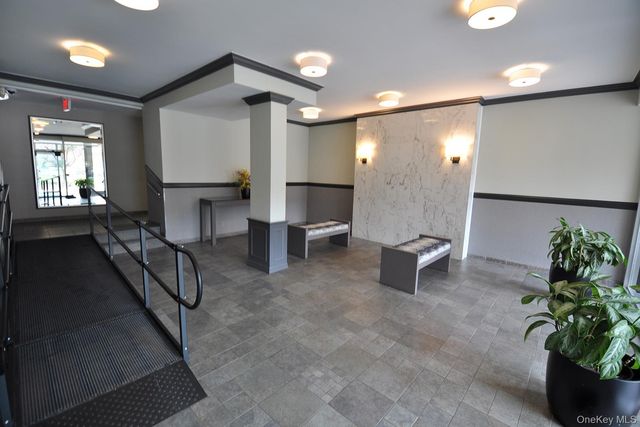 240 Garth Road 6B2, Scarsdale, NY 10583