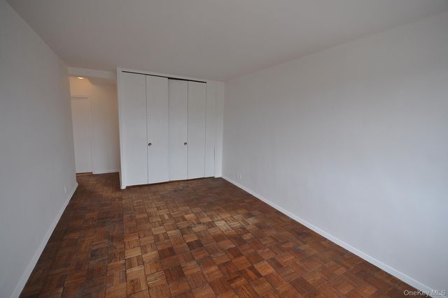 240 Garth Road 6B2, Scarsdale, NY 10583