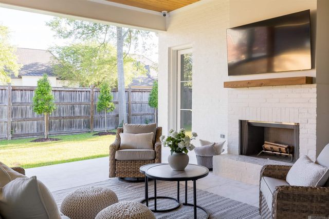 9617 Inniswold Park Ln, Baton Rouge, LA 70809