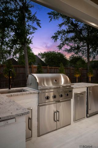 9617 Inniswold Park Ln, Baton Rouge, LA 70809