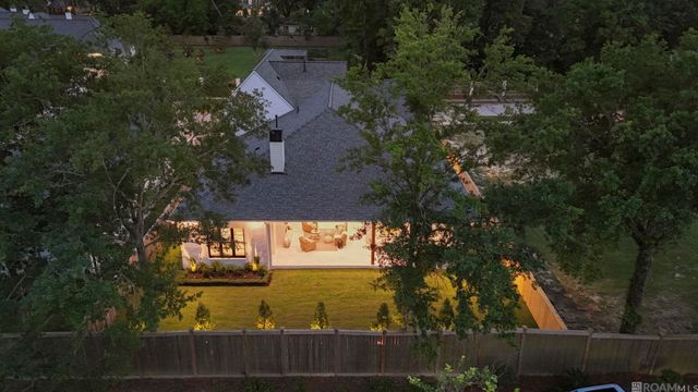 9617 Inniswold Park Ln, Baton Rouge, LA 70809