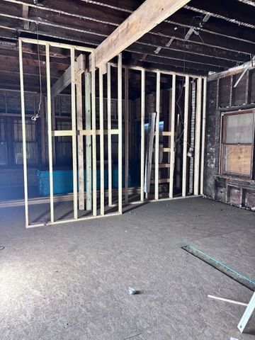 2412 HIGH Street, Blue Island, IL 60406