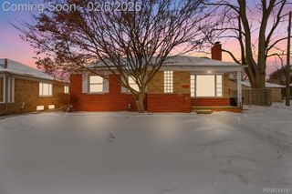 25569 W Chicago, Redford Charter Township, MI 48239