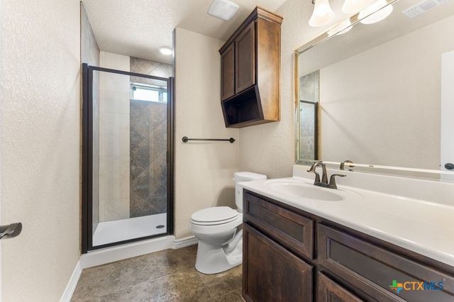 880 County Road 4772, Kempner, TX 76539