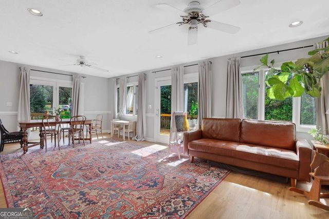 5813 Four Winds Drive SW, Lilburn, GA 30047