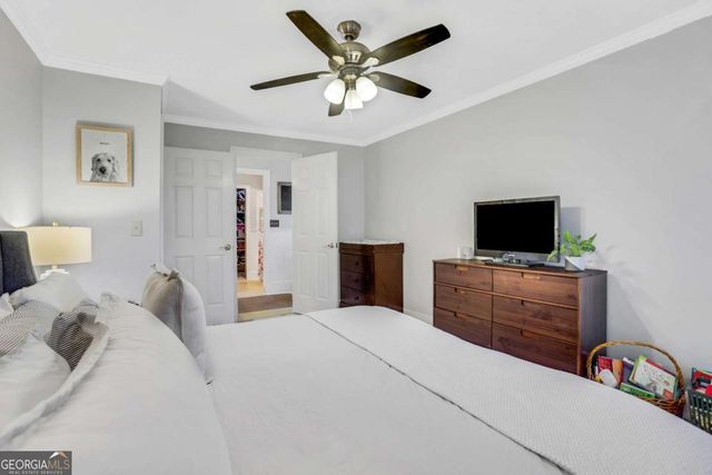 5813 Four Winds Drive SW, Lilburn, GA 30047