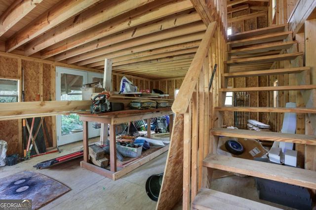 5813 Four Winds Drive SW, Lilburn, GA 30047