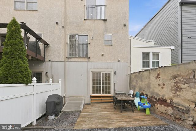 921 N HANCOCK ST, Philadelphia, PA 19123