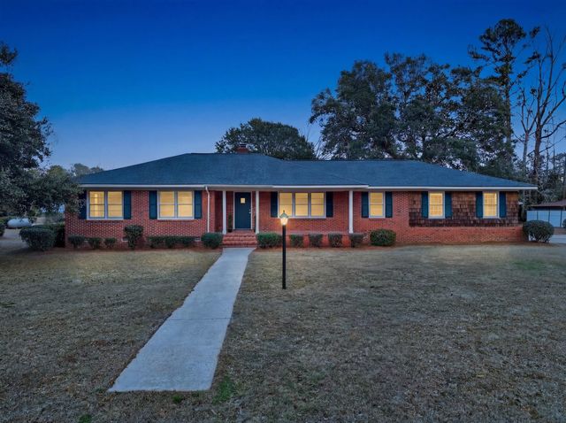 200 Oliver St., Hemingway, SC 29554