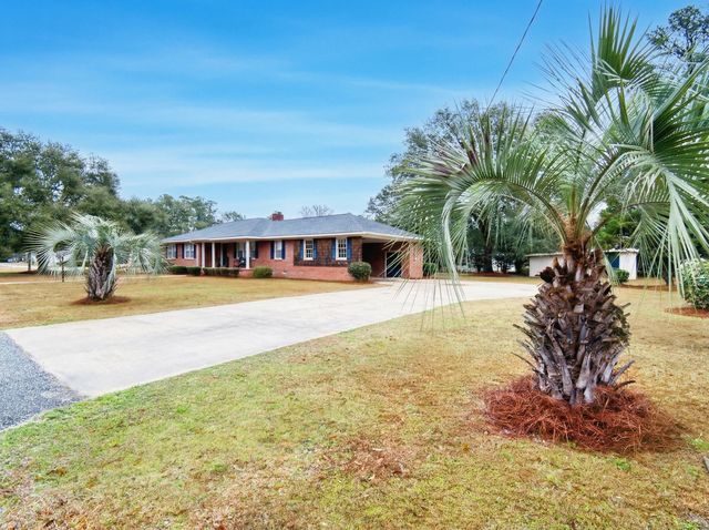 200 Oliver St., Hemingway, SC 29554