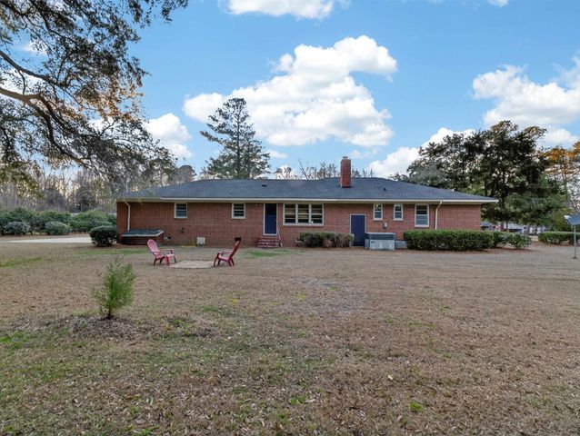 200 Oliver St., Hemingway, SC 29554