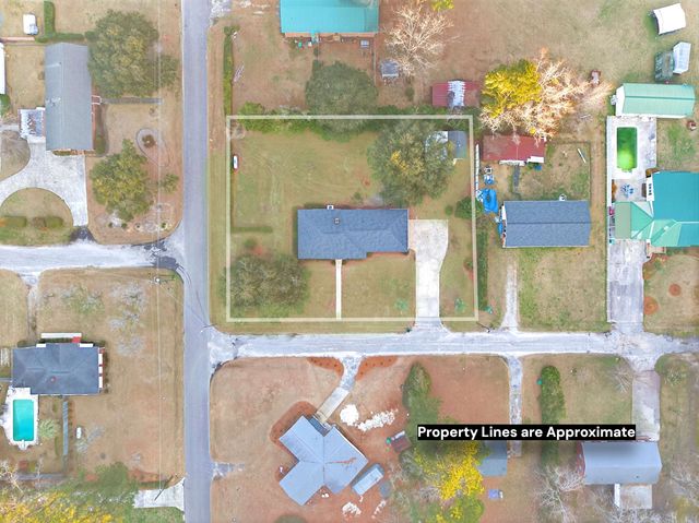 200 Oliver St., Hemingway, SC 29554