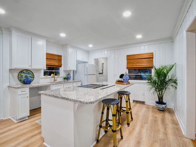 200 Oliver St., Hemingway, SC 29554