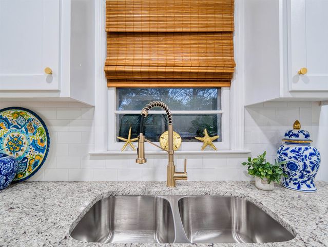 200 Oliver St., Hemingway, SC 29554