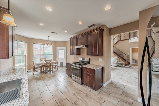 275 Meadowside Drive, Keller, TX 76248