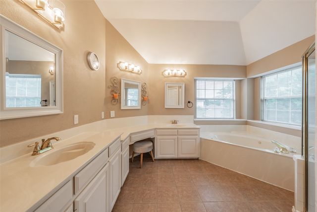 275 Meadowside Drive, Keller, TX 76248