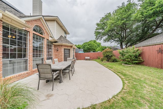 275 Meadowside Drive, Keller, TX 76248