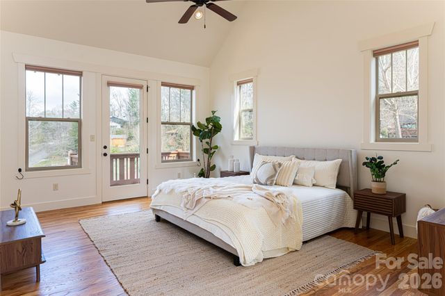 14 Sunset Drive, Asheville, NC 28804