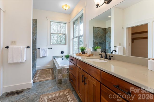 14 Sunset Drive, Asheville, NC 28804