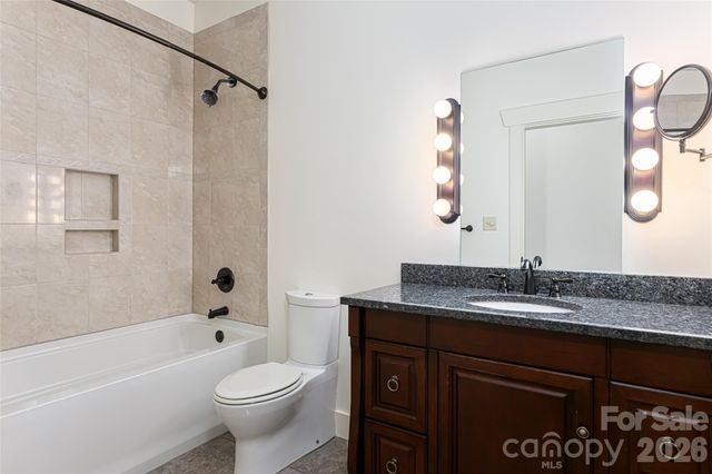 14 Sunset Drive, Asheville, NC 28804