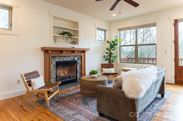 14 Sunset Drive, Asheville, NC 28804