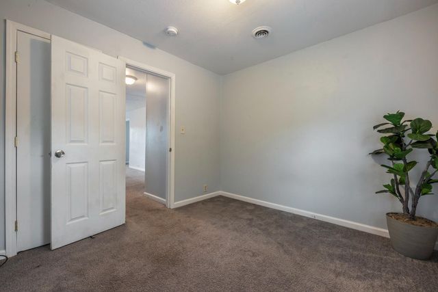 1551 Chronicle Ave, Stockton, CA 95205