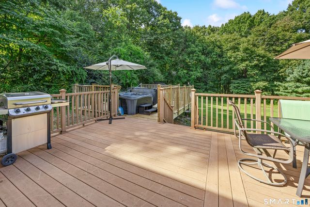 14 Diamond Rock Road, Wolcott, CT 06716