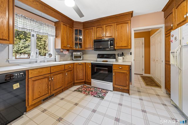 14 Diamond Rock Road, Wolcott, CT 06716