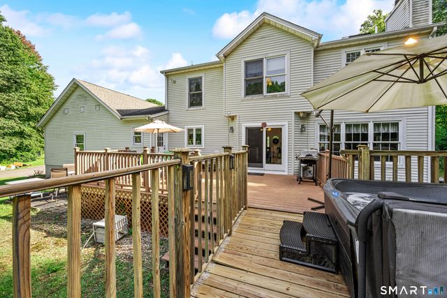 14 Diamond Rock Road, Wolcott, CT 06716