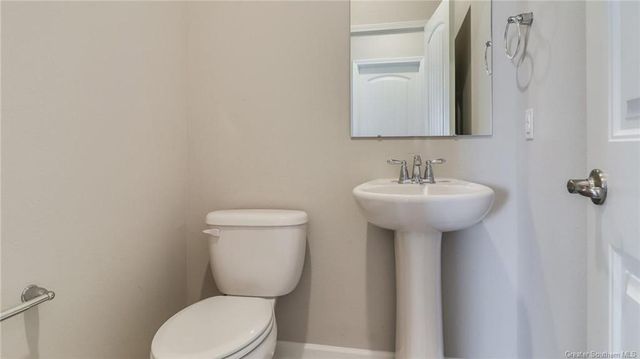 4697 E Ridge Road, Lake Charles, LA 70607