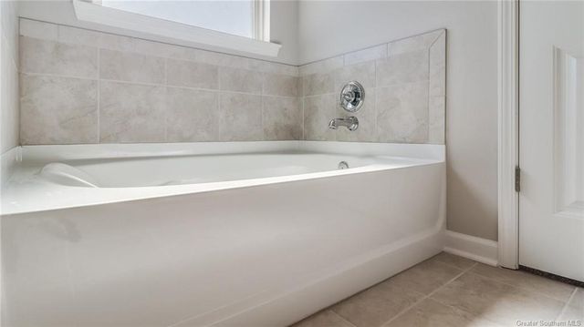 4697 E Ridge Road, Lake Charles, LA 70607