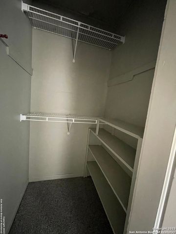 935 ALLEN AVE, New Braunfels, TX 78130