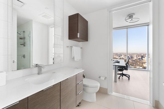 301 West Ave 5302, Austin, TX 78701