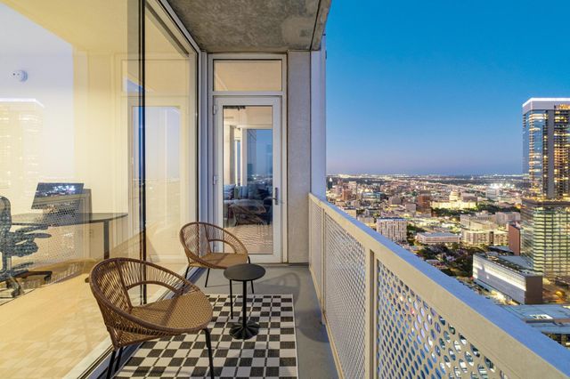 301 West Ave 5302, Austin, TX 78701