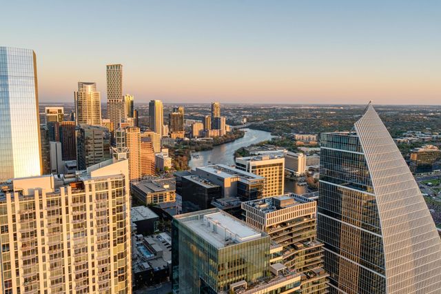 301 West Ave 5302, Austin, TX 78701