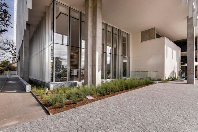 301 West Ave 5302, Austin, TX 78701