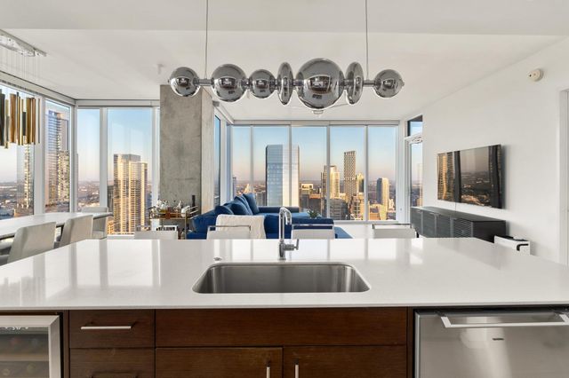 301 West Ave 5302, Austin, TX 78701