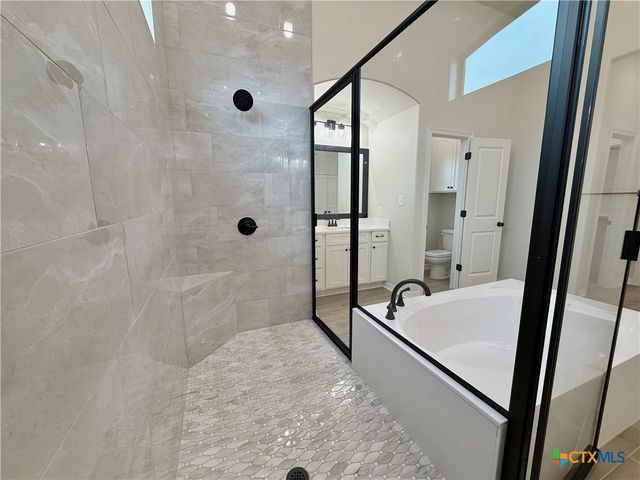 226 Sand Lilly Drive, Temple, TX 76502