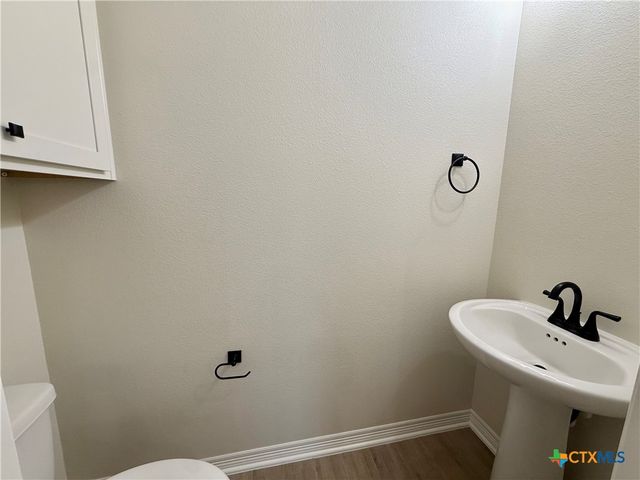 226 Sand Lilly Drive, Temple, TX 76502