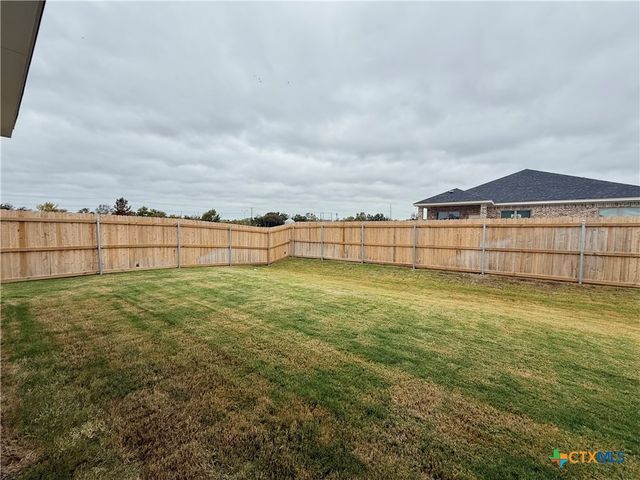 226 Sand Lilly Drive, Temple, TX 76502