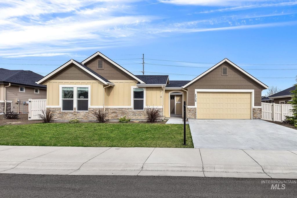 1734 Shoal Point Ave, Middleton, ID 83644
