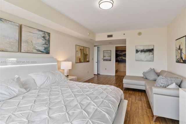 1830 S Ocean Dr 4706, Hallandale Beach, FL 33009