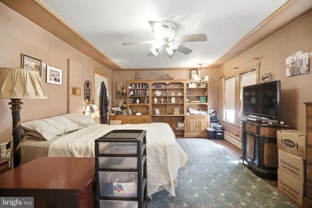 720 CEDAR AVE, Mount Ephraim, NJ 08059