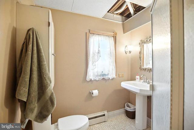 720 CEDAR AVE, Mount Ephraim, NJ 08059