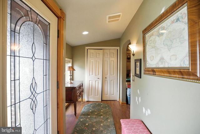 720 CEDAR AVE, Mount Ephraim, NJ 08059