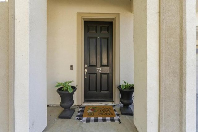 72 Greystone Pl, Pittsburg, CA 94565